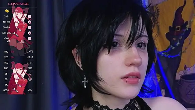 Snapshot of dark_vamp_ chatting on December 7, 2024, 12:08 am dark vamp online show from December 7, 2024, 12:08 am