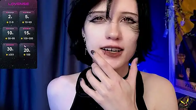 Snapshot of dark_vamp_ chatting on December 14, 2024, 3:07 am dark vamp online show from December 14, 2024, 3:07 am