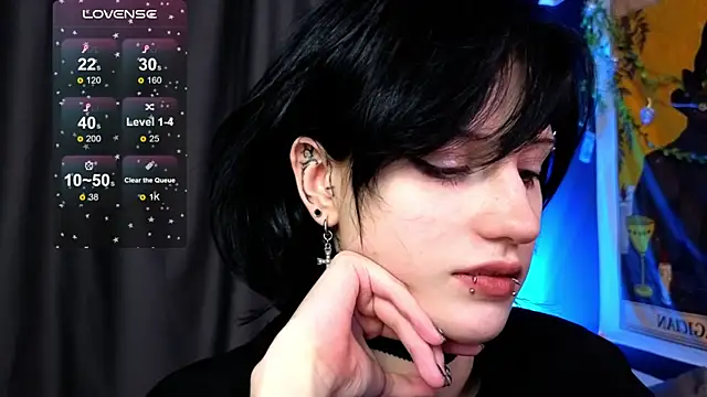 Snapshot of dark_vamp_ chatting on December 19, 2024, 12:24 am dark vamp online show from December 19, 2024, 12:24 am