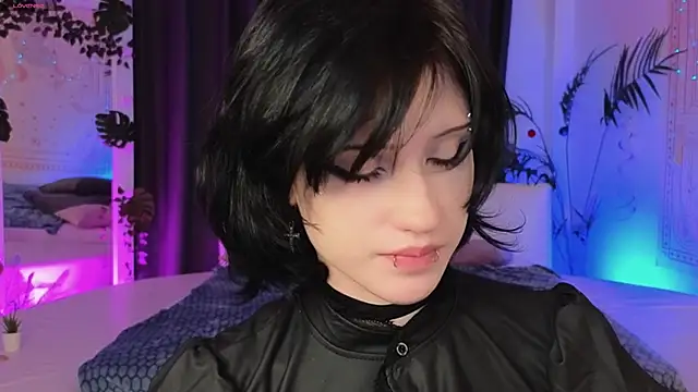 Snapshot of dark_vamp_ chatting on January 15, 2025, 2:02 pm dark vamp online show from January 15, 2025, 2:02 pm