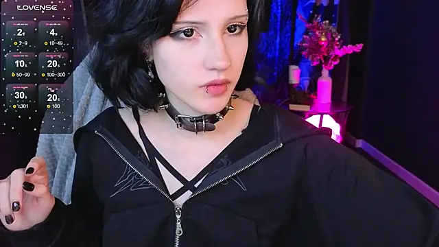 Snapshot of dark_vamp_ chatting on January 31, 2025, 12:39 am dark vamp online show from January 31, 2025, 12:39 am