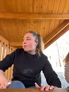 Joannakiss online show from March 12, 2025, 1:08 pm