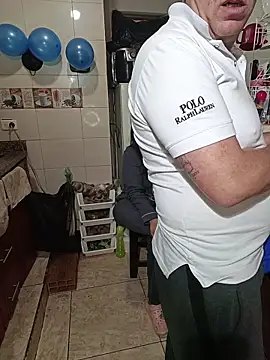 ZuriandAlex online show from November 7, 2025, 1:00 pm