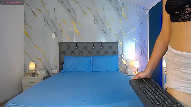 pettit courtny online show from February 5, 2025, 7:31 pm