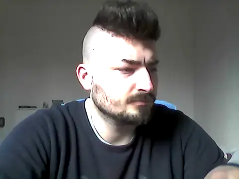 Snapshot of Hkl95555 chatting on January 17, 2026, 11:26 am Hkl95555 online show from January 17, 2026, 11:26 am