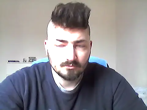 Snapshot of Hkl95555 chatting on February 9, 2026, 11:25 am Hkl95555 online show from February 9, 2026, 11:25 am