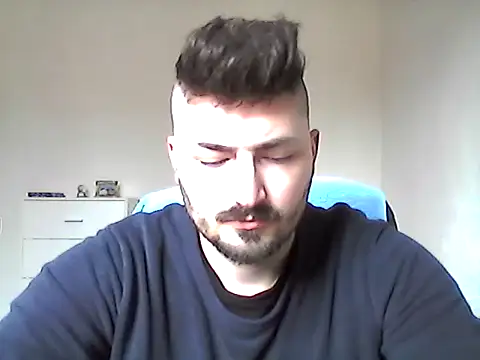 Snapshot of Hkl95555 chatting on March 30, 2026, 2:29 pm Hkl95555 online show from March 30, 2026, 2:29 pm