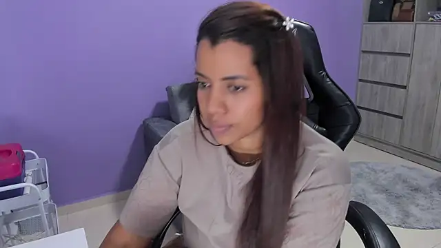 boomsar01 online show from March 8, 2026, 2:04 am