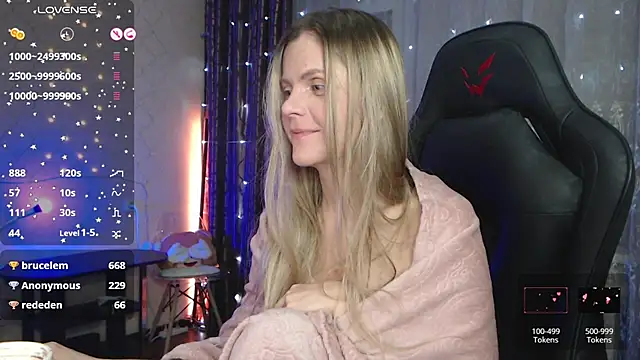 JessieOMays online show from December 13, 2024, 3:43 pm