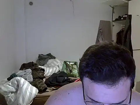 dadafla34 online show from December 8, 2024, 2:39 am