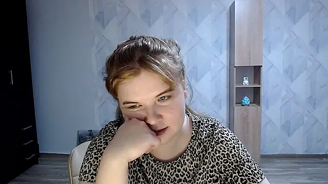 Melina Hot9 online show from September 20, 2025, 3:24 pm