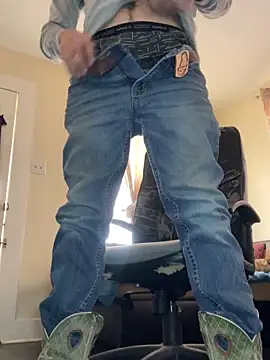 Snapshot of dcockell chatting on March 21, 2025, 3:46 pm dcockell online show from March 21, 2025, 3:46 pm