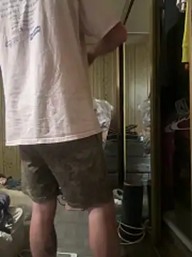 Snapshot of dcockell chatting on April 11, 2026, 3:00 am dcockell online show from April 11, 2026, 3:00 am