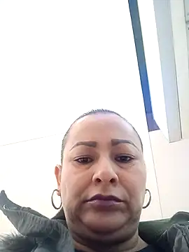 ScarletGlow1 online show from October 1, 2025, 3:29 pm