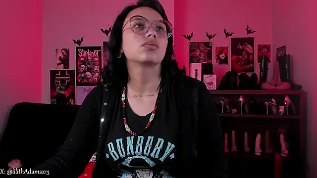 lilith-deveraux online show from January 17, 2026, 3:28 pm