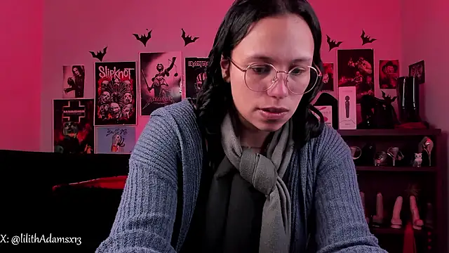 lilith-deveraux online show from March 18, 2026, 2:42 pm