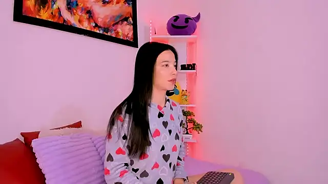 Manuelaa mejiia online show from November 22, 2025, 4:28 pm