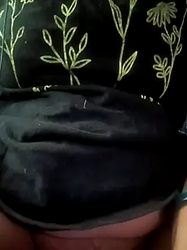 gunjan22 online show from April 21, 2026, 10:43 am