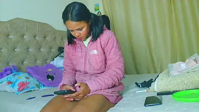 Samary thomas online show from April 28, 2026, 12:53 am