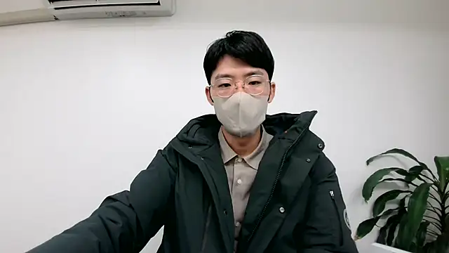 TakuryuJPN online show from December 1, 2024, 9:26 pm