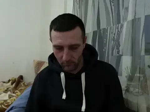 serjdj90 online show from February 7, 2025, 5:07 pm