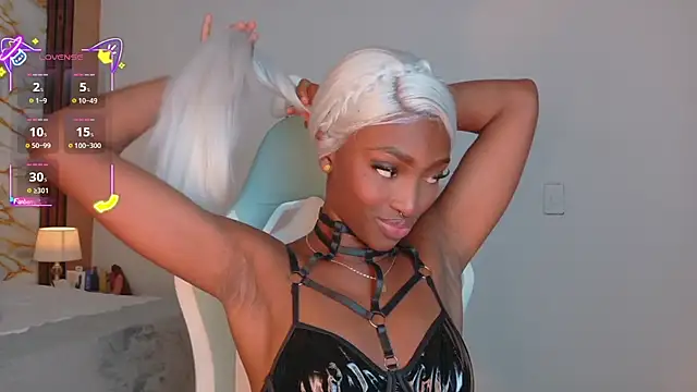 Snapshot of ahvi_ebony chatting on March 26, 2026, 1:06 pm ahvi ebony online show from March 26, 2026, 1:06 pm