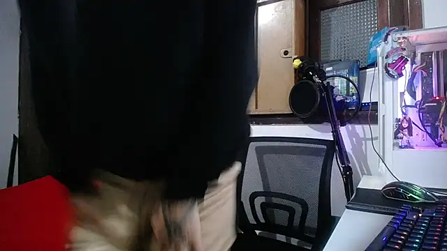 esjrobles online show from February 15, 2025, 9:16 am