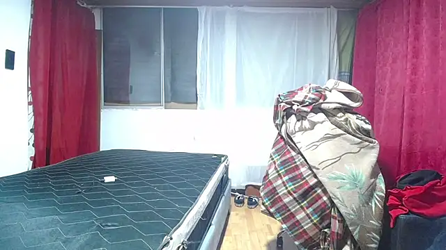 esjrobles online show from March 10, 2025, 3:34 am