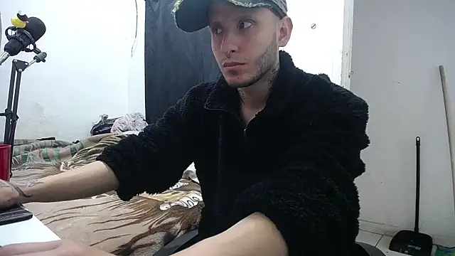 esjrobles online show from September 16, 2025, 8:21 pm