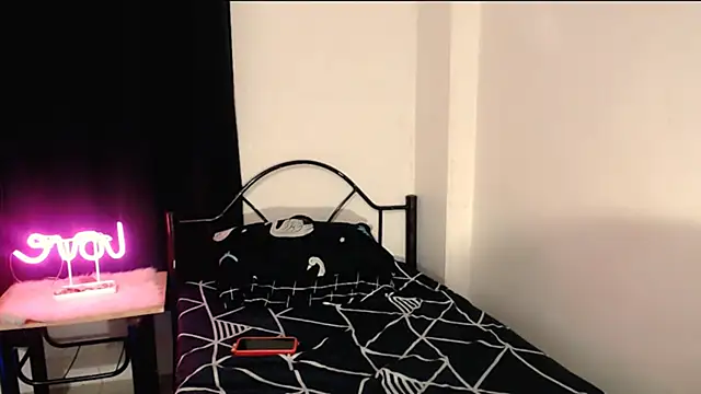 Snapshot of Nathalie_Heartxoxo69 chatting on February 7, 2026, 6:55 pm Nathalie Heartxoxo69 online show from February 7, 2026, 6:55 pm