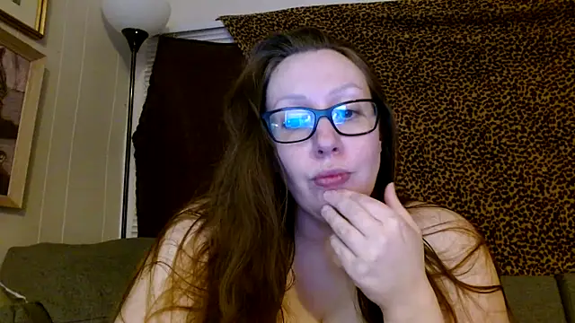 fallonangelxo online show from January 13, 2025, 2:07 am