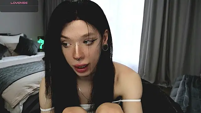 Dasha M online show from March 27, 2026, 12:16 pm