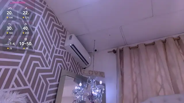 SashaDurante online show from April 7, 2026, 1:00 pm