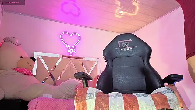 Snapshot of Laylafoxy_tay chatting on January 16, 2026, 3:10 am Laylafoxy tay online show from January 16, 2026, 3:10 am