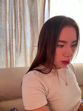 Im Valen Cute online show from March 16, 2026, 7:18 pm