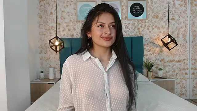 Snapshot of July_gh chatting on February 7, 2025, 8:20 pm July gh online show from February 7, 2025, 8:20 pm