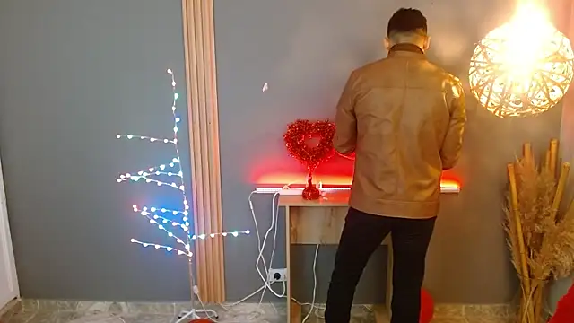 Reiko 85  online show from February 16, 2026, 2:13 pm