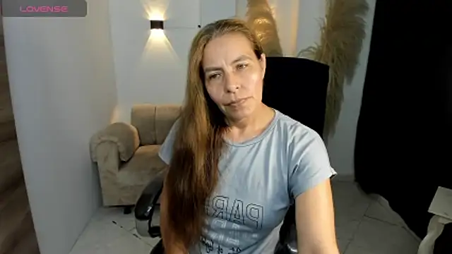 Milf karlye online show from February 19, 2026, 4:19 am