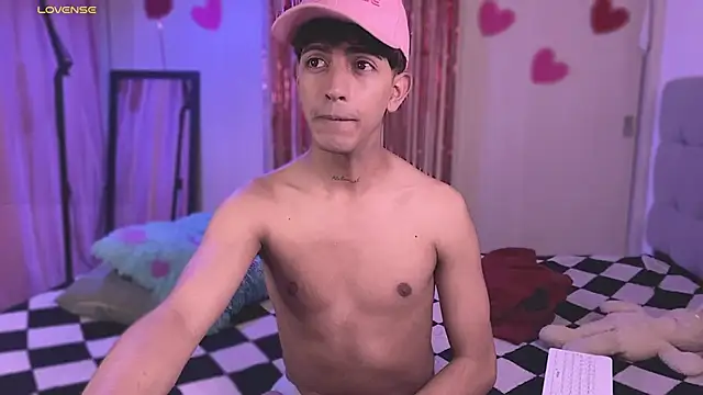 Snapshot of teobowny_ chatting on February 22, 2025, 9:15 pm teobowny online show from February 22, 2025, 9:15 pm