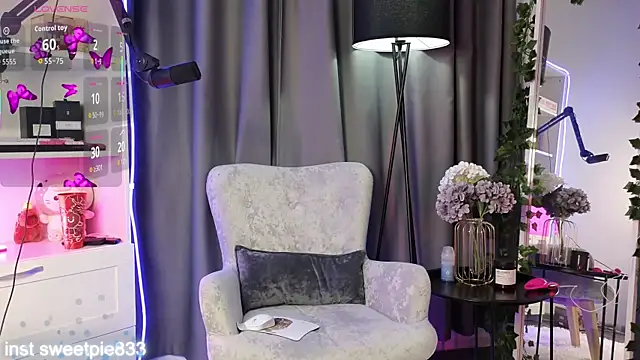 Snapshot of Anal_Girl_ chatting on February 21, 2026, 5:03 pm Anal Girl online show from February 21, 2026, 5:03 pm