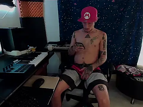 Snapshot of patrik_tattoo_ chatting on February 22, 2025, 5:02 pm patrik tattoo online show from February 22, 2025, 5:02 pm