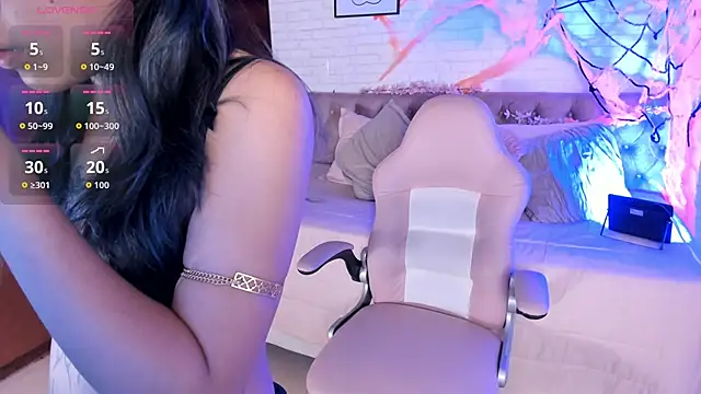 Kitty Pam online show from October 22, 2025, 9:25 pm