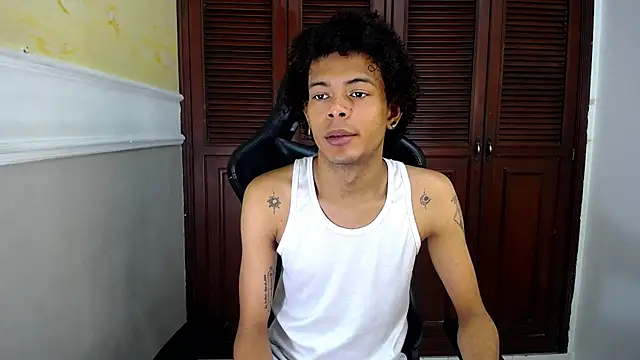 Snapshot of rose_Skinny_ chatting on September 29, 2025, 6:35 pm rose Skinny  online show from September 29, 2025, 6:35 pm