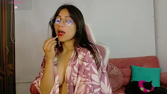 Snapshot of Jade_Zephyra chatting on February 9, 2026, 11:20 pm Jade Zephyra online show from February 9, 2026, 11:20 pm