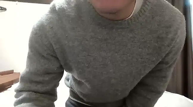 Snapshot of YU-KI00 chatting on March 19, 2025, 3:30 am YU-KI00 online show from March 19, 2025, 3:30 am