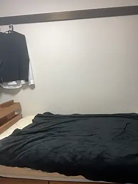 Snapshot of YU-KI00 chatting on November 2, 2025, 12:18 pm YU-KI00 online show from November 2, 2025, 12:18 pm