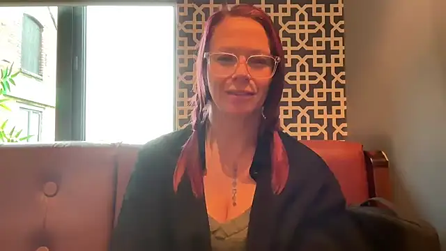 MelodyRoseUk online show from November 11, 2025, 11:21 am