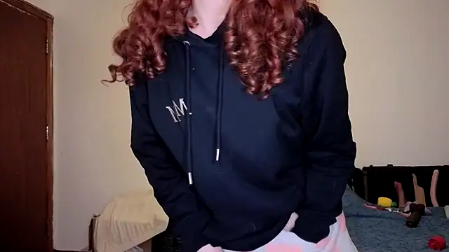 ENGLISHEMILY 69 online show from January 6, 2026, 8:45 pm