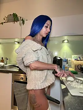 Snapshot of mrs_skinny_goddess chatting on February 28, 2026, 6:20 pm mrs skinny goddess online show from February 28, 2026, 6:20 pm