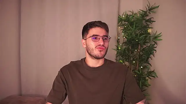 Tony Wylie online show from March 21, 2026, 10:35 pm